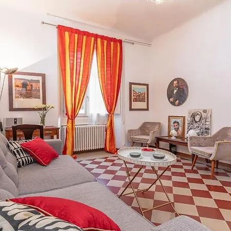 La Casa Di Ross דירה *